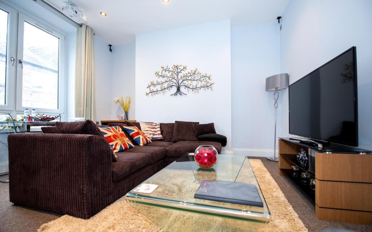 Jay'S Apartment แอเบอร์ดีน ภายนอก รูปภาพ