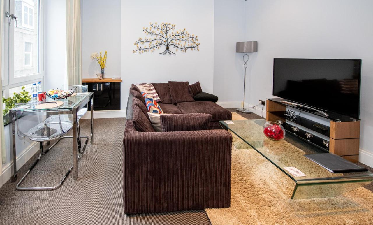 Jay'S Apartment แอเบอร์ดีน ภายนอก รูปภาพ